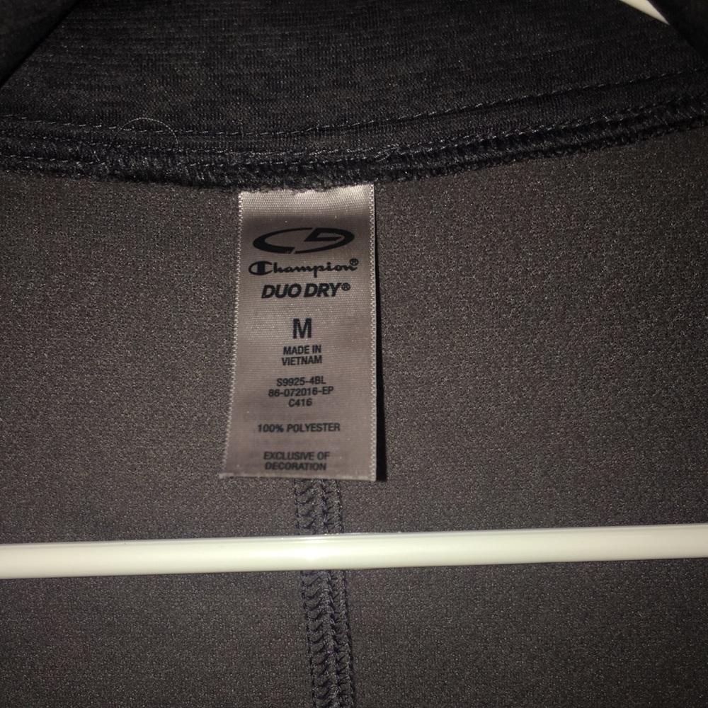 Champion Active Jacket, Size M - Picture 8 of 8